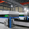 FL-L1530FEHR-3000-D220-IPG Лазерный станок для резки листового металла и труб со сменным столом и кабинетной защитой